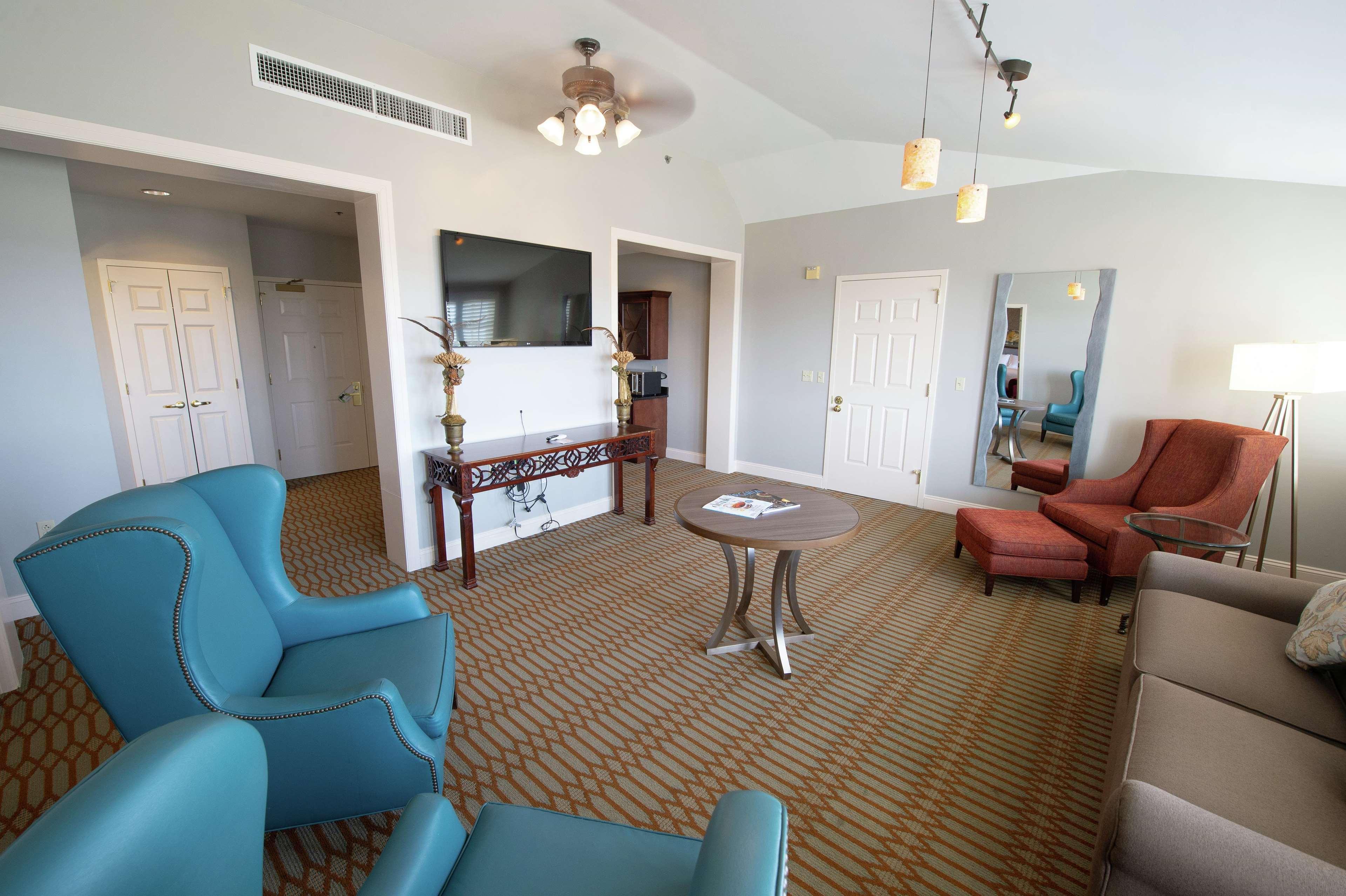 Virginia Crossings Hotel, Tapestry Collection By Hilton Glen Allen Ngoại thất bức ảnh