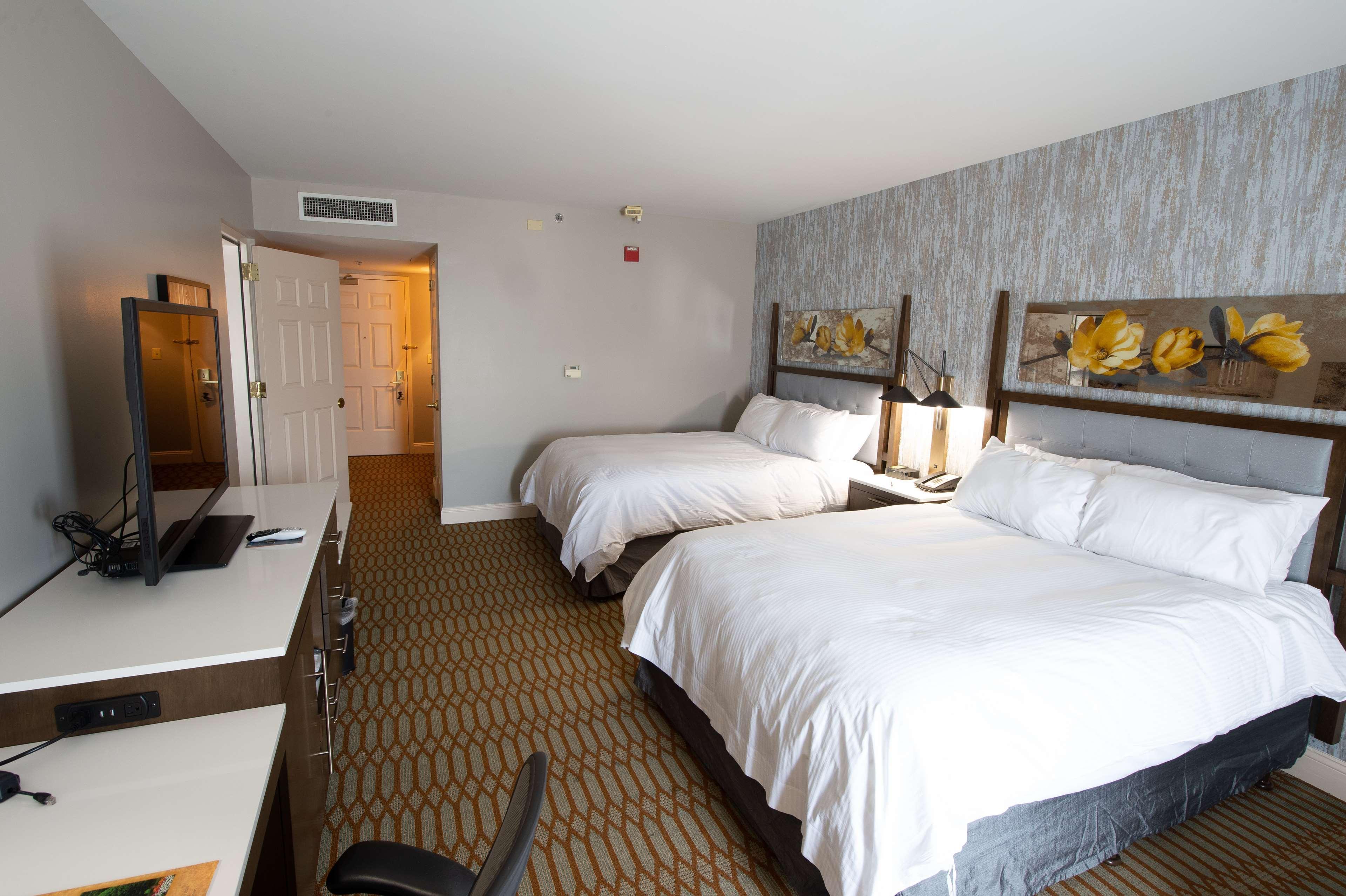 Virginia Crossings Hotel, Tapestry Collection By Hilton Glen Allen Ngoại thất bức ảnh